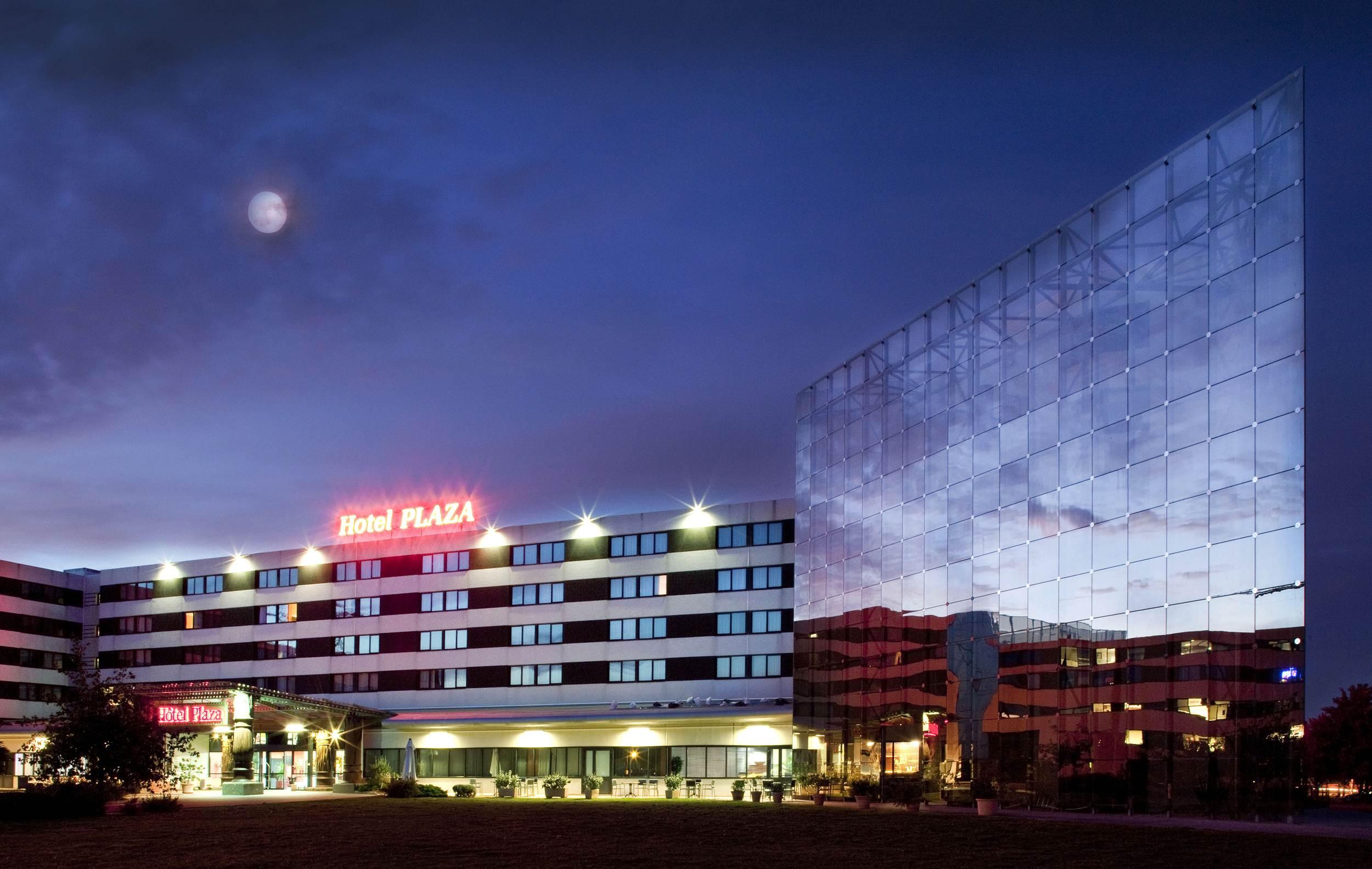 Hotel Plaza - Site Du Futuroscope Chasseneuil-du-Poitou Kültér fotó